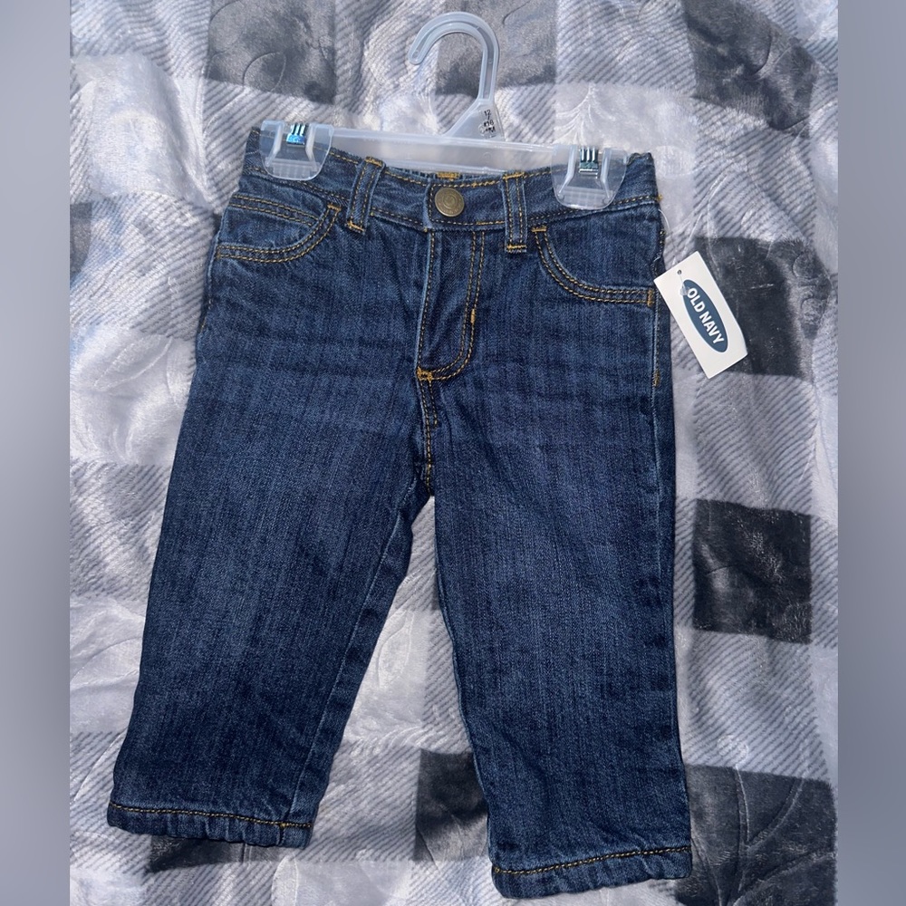 NWT boys old Navy Fleece lined Jeans.